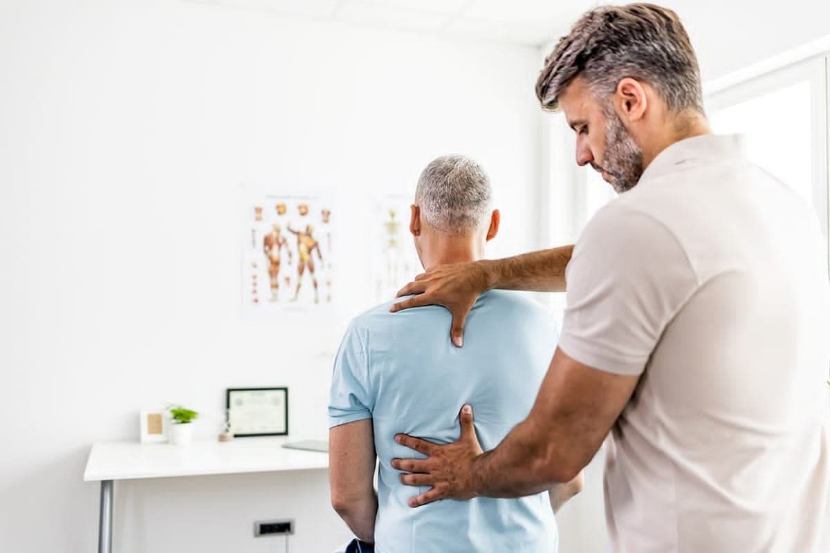 The Posture Saver Shows How to improve posture